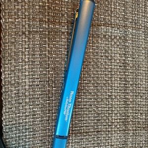 BaByliss Pro nano titanium straightener